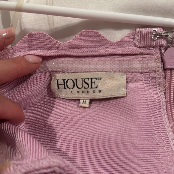 House of CB AMADEA Lilac Fluted Off Shoulder Midi Bandage Dress. - Picture 3 of 4